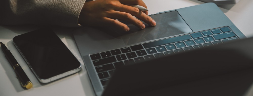 AirDrop Waiting iPhone to Mac